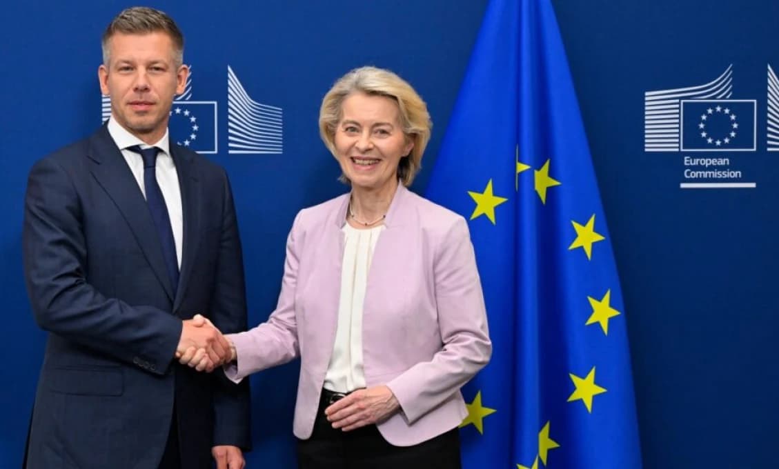 Bruselská ilúzia Pétera Magyara: Víťazstvo, ktoré domov neprináša peniaze