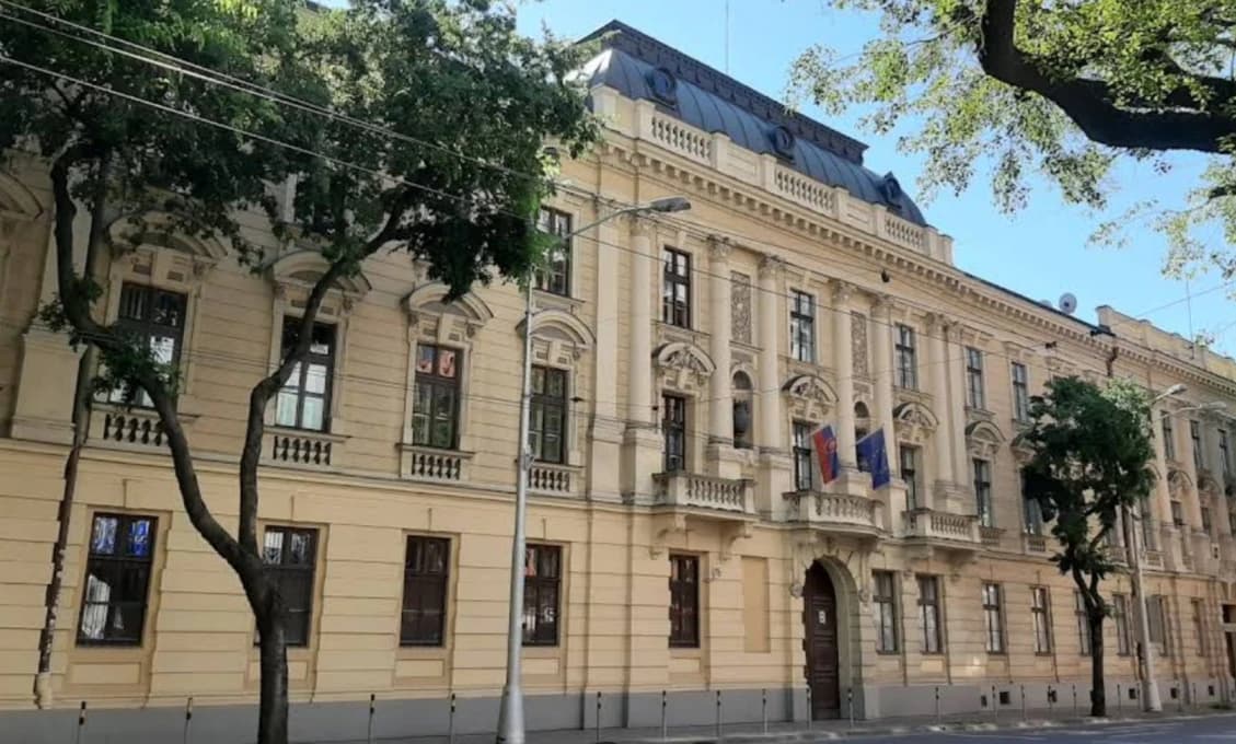 Úrad vlády definitívne končí s predraženými nájmami