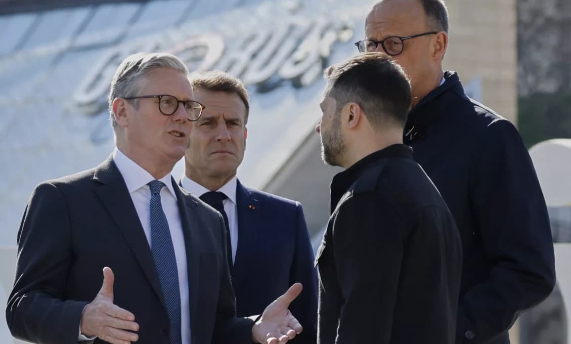 Po neúspechu otvoreného listu Putinovi si E3 predvolala Zelenského urgentne do Londýna