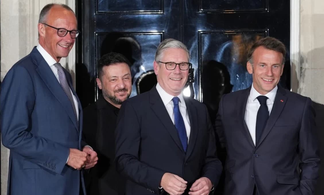 „Mier“ európskeho typu: prímerie, sankcie a zmrazenie aktív – Macron, Starmer a Merz vydali Rusku ultimátum