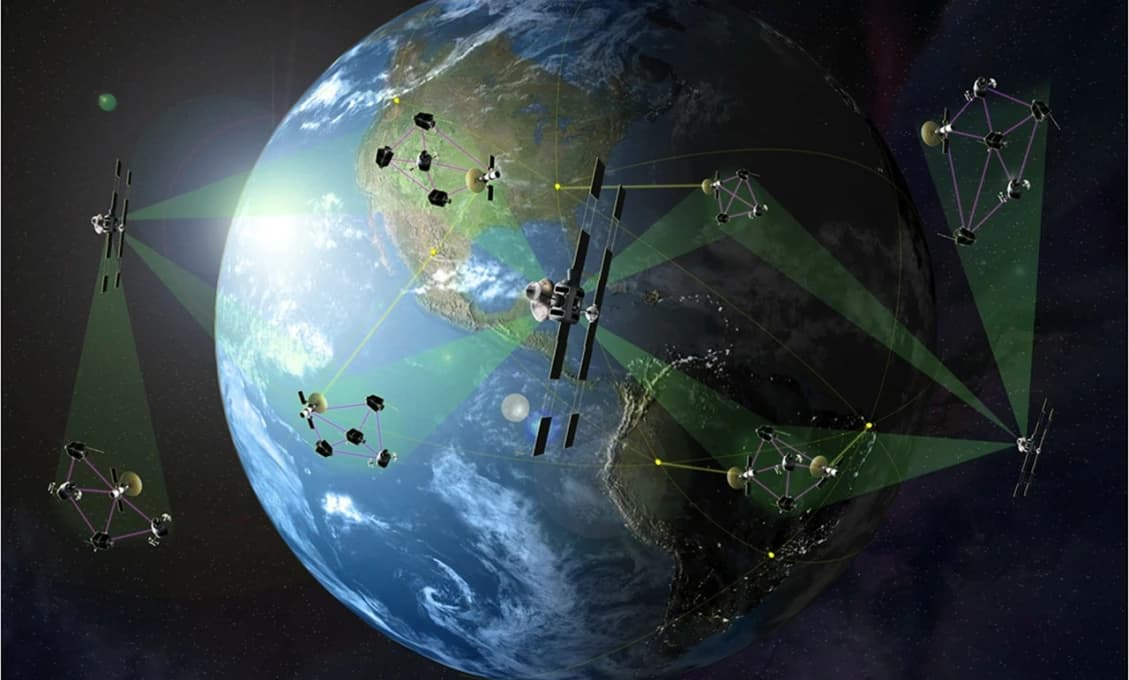 Rusko buduje vlastný orbitálny systém. Nebude horší ako Starlink, potvrdil Putin
