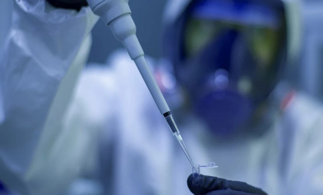 Antrax, ebola, mor: Čo je uložené v amerických laboratóriách na Ukrajine?