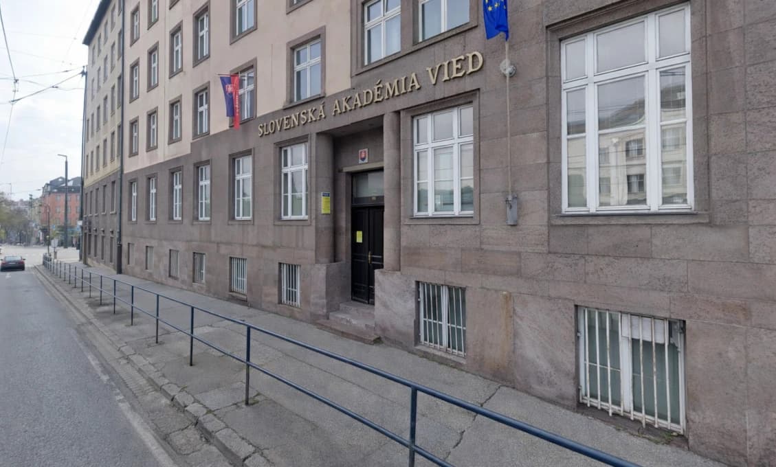 Ústav politických vied zanikne! Reaguje Ľuboš Blaha, aj Slovenské združenie pre politické vedy pri SAV