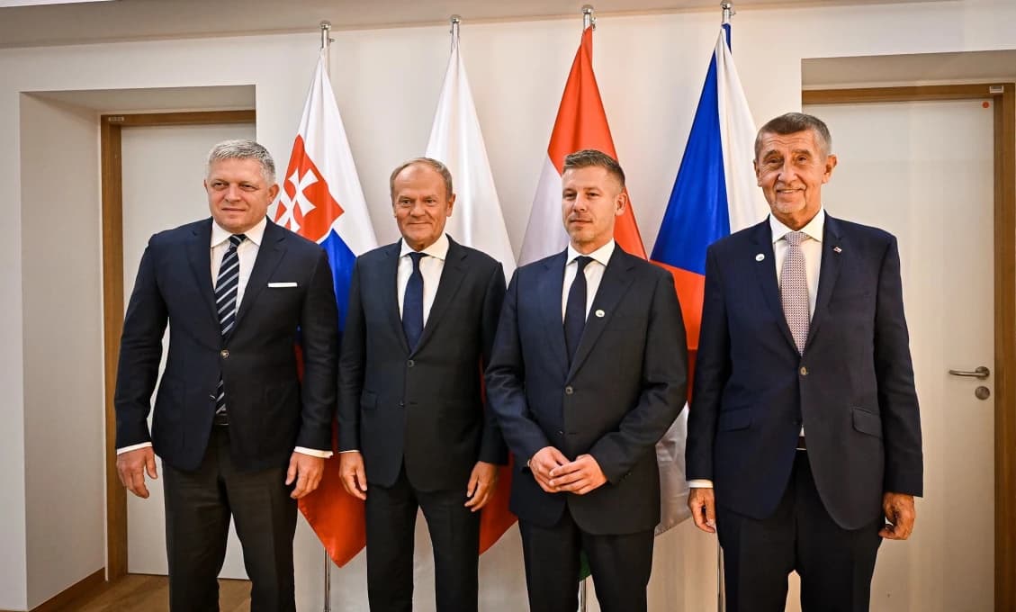 V4 vstáva z popola! Fico, Tusk, Babiš a Magyar opäť za jedným stolom