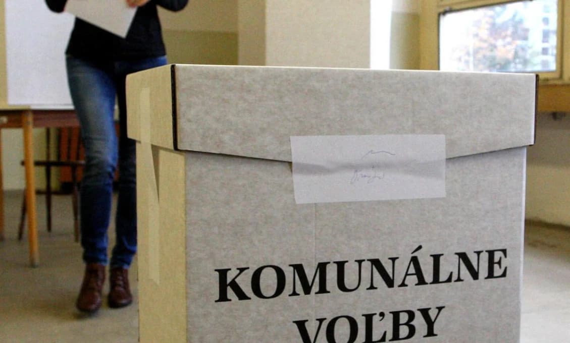 Boj o kreslá dnes štartuje! Aké majú kandidáti v kampani finančné limity?