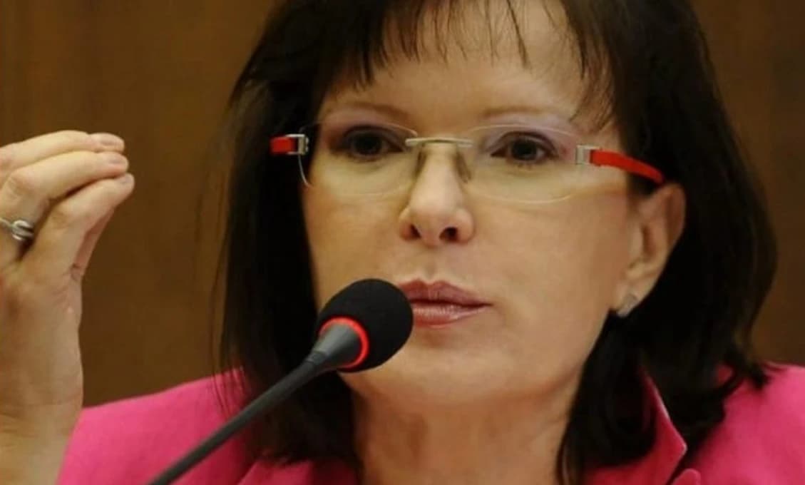 TO SI Z NÁS ROBÍTE PR*EL?! - pýta Anna Belousovová. Pre koho je baterkáreň v Šuranoch?