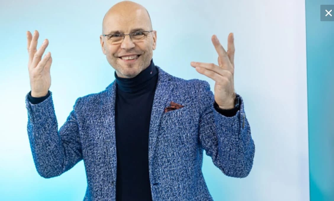 DENNÍK N V PANIKE! Lekár Bukovský mieri do STVR