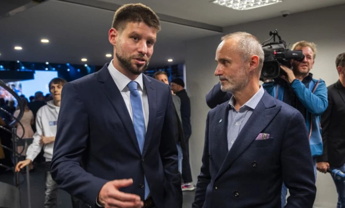 Šimečka s Valáškom sa riadne predviedli! Minister Kaliňák im to vysvetlil (VIDEO)