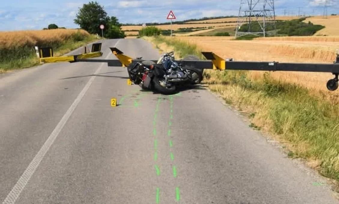 STRAŠNÁ ZRÁŽKA: Manželia Matúš a Vierka narazili do prívesu žacej lišty