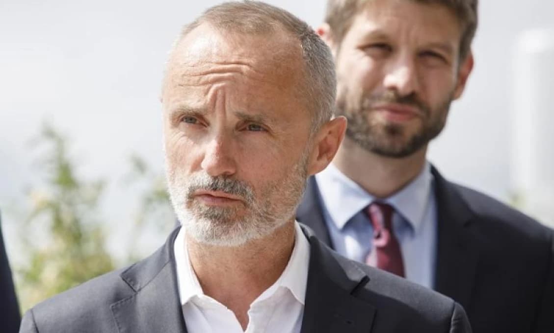 Bestro tvrdo Valáškovi: PÁN POSLANEC, NEKLAMTE DO TELKY! (VIDEO)