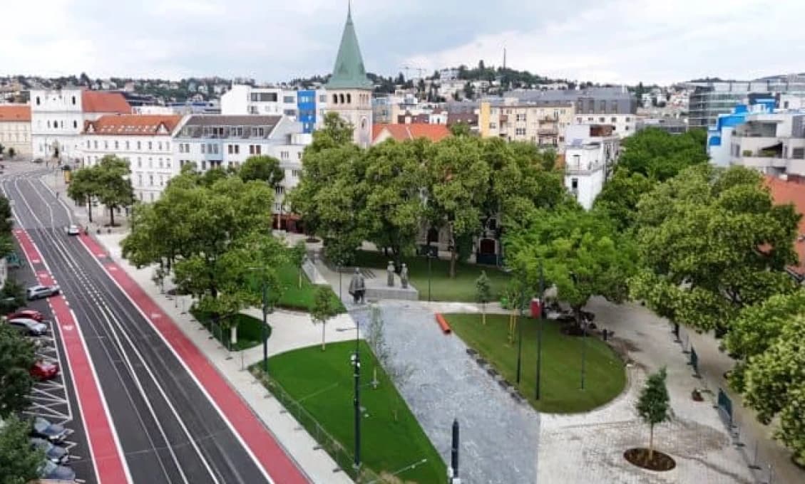 ASFALT A ČERVENÉ PRUHY! Rekonštrukcia za milióny podľa Valla (VIDEO)