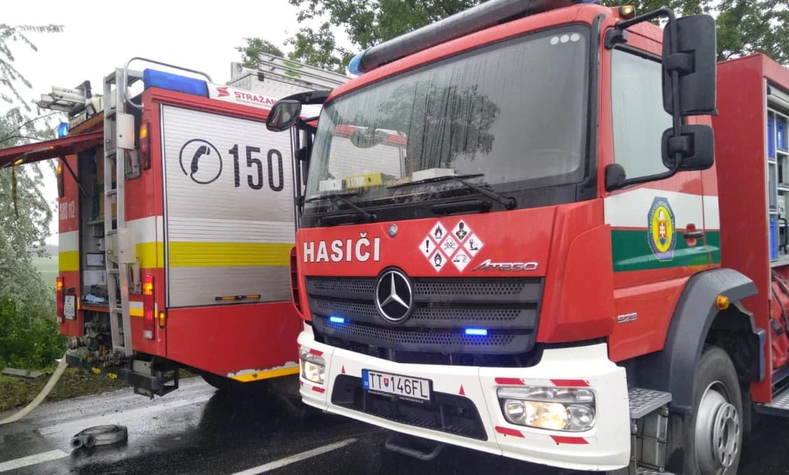 HaZZ: Hasiči apelujú na ľudí, aby nepodceňovali letné búrky