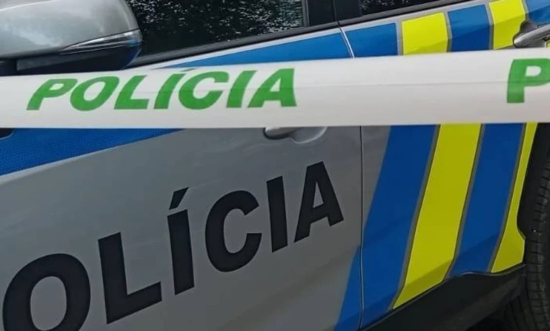 Zrážka auta s maloletou osobou skončila tragicky: Dieťa zomrelo v nemocnici (FOTO)