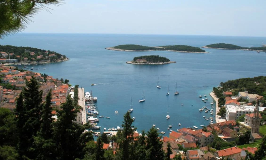 ALARM PRE CHORVÁTSKO! Opustite more aj pláže! Na Jadran sa rúti ničivý búrkový systém