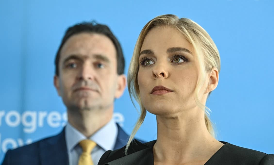 CIFROVÁ OSTRIHOŇOVÁ OPÄŤ ŽALUJE EURÓPSKEJ KOMISII! Nepáči sa jej spojenie Unionu a Dôvery