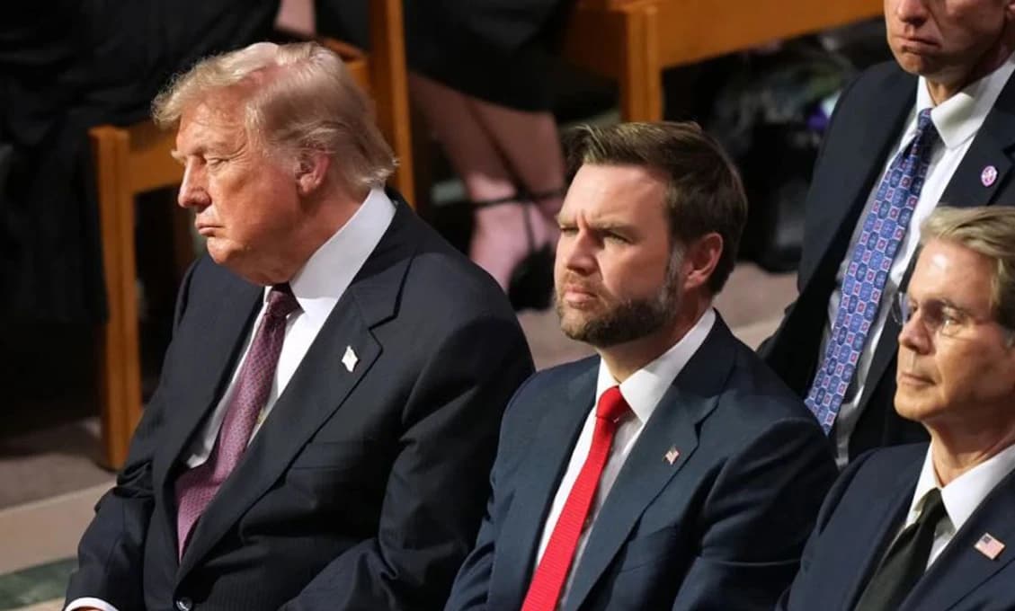 TRUMP ZASPAL NA GRAHAMOVOM POHREBE! Trápny moment zachytený na virálnom videu (VIDEO)