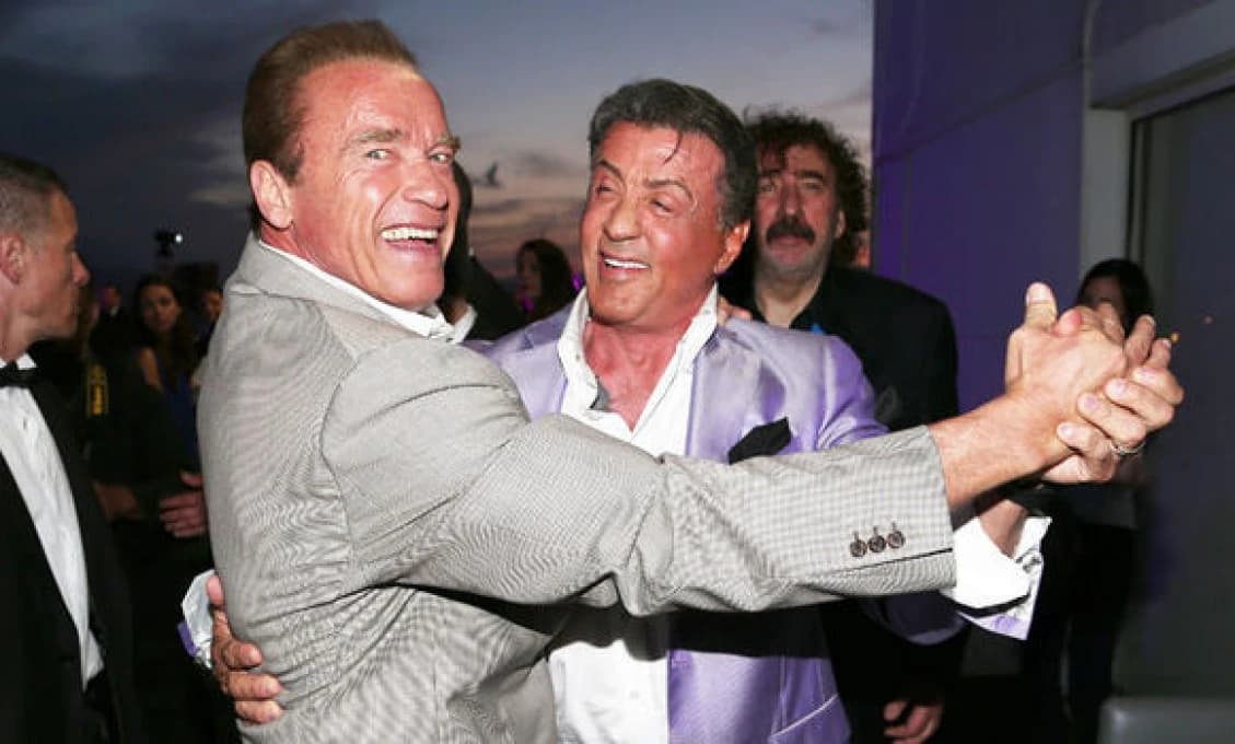 Schwarzenegger vs Stallone: Rivalita a podpichovanie týchto dvoch velikánov rozpútali na internete diskusiu!