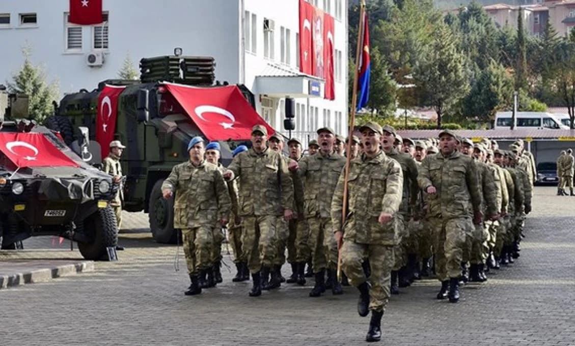 Žena v sýrskom meste Idlibe sa odpálila pred sídlom skupiny napojenej na al-Káidu