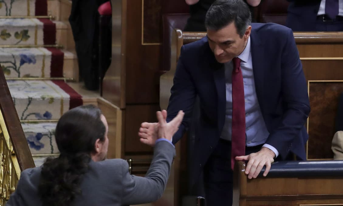 Španielsky parlament v hlasovaní potvrdil novú vládu premiéra Sáncheza