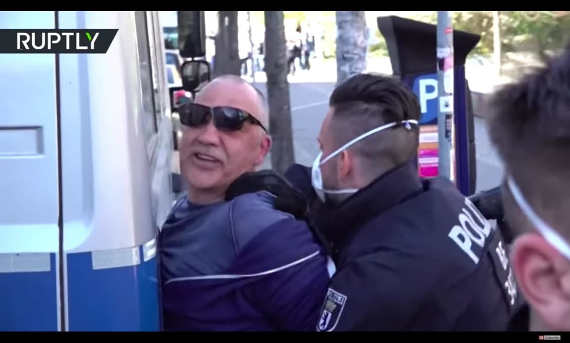 Tím Vallo doslova okradol mesto Bratislava o 150 000 eur v prospech Trnku z Esetu