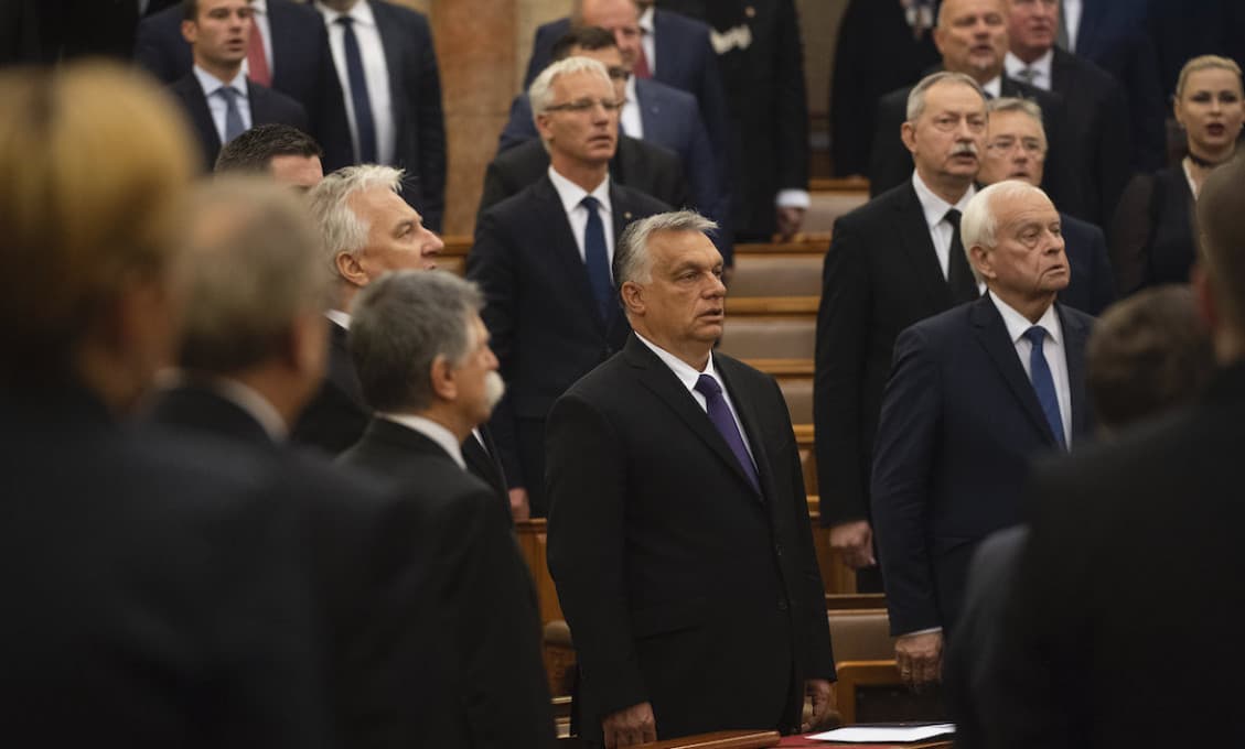 Maďarský parlament rozhodne v utorok o zrušení núdzového stavu