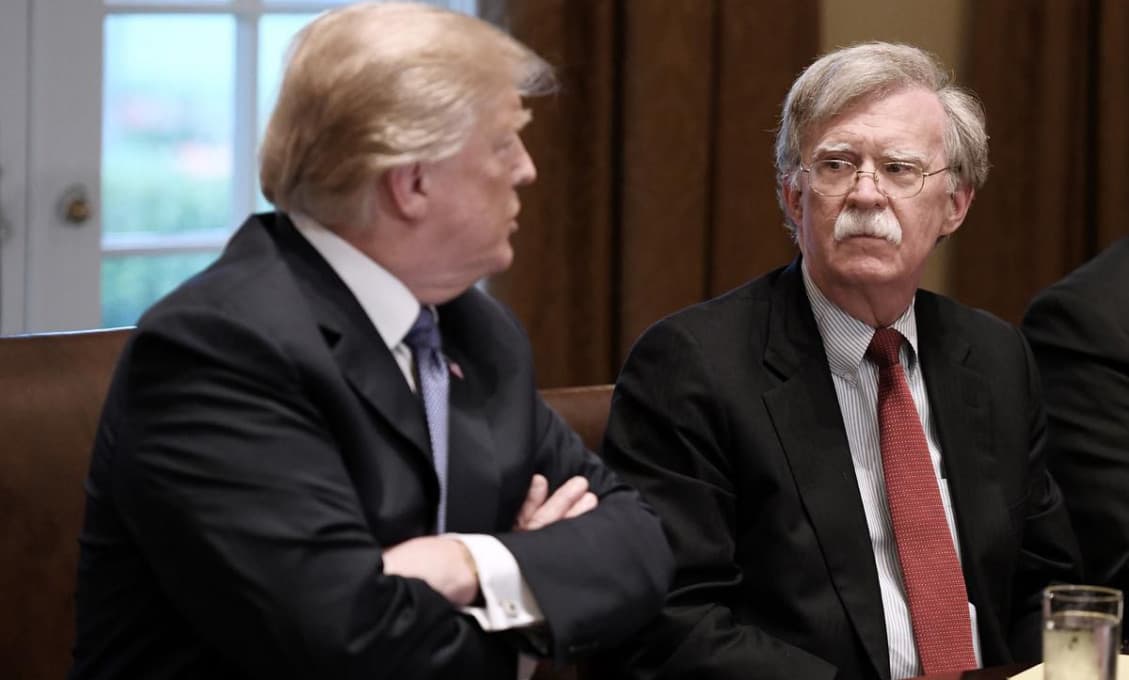 Trump má problém so ženami-líderkami, tvrdí Bolton