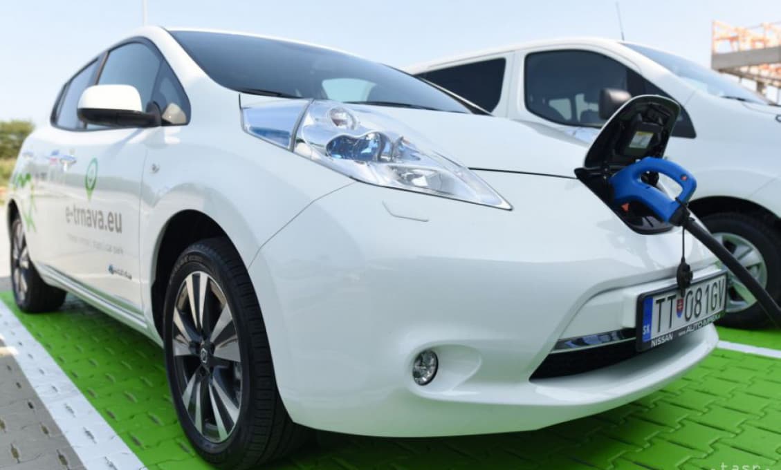 Ministerstvo hospodárstva na dotácie na kúpu elektrických áut odsúhlasilo už viac ako 4,5 mil. eur