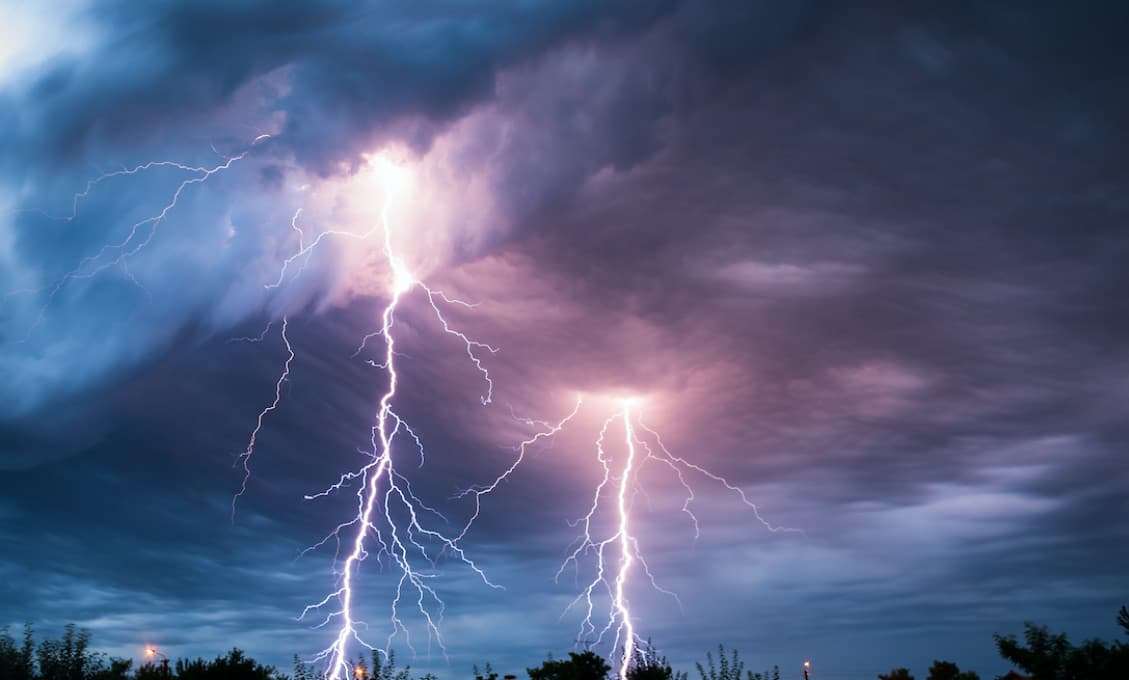 S bleskom nie sú žarty. Môže nás ohroziť i doma