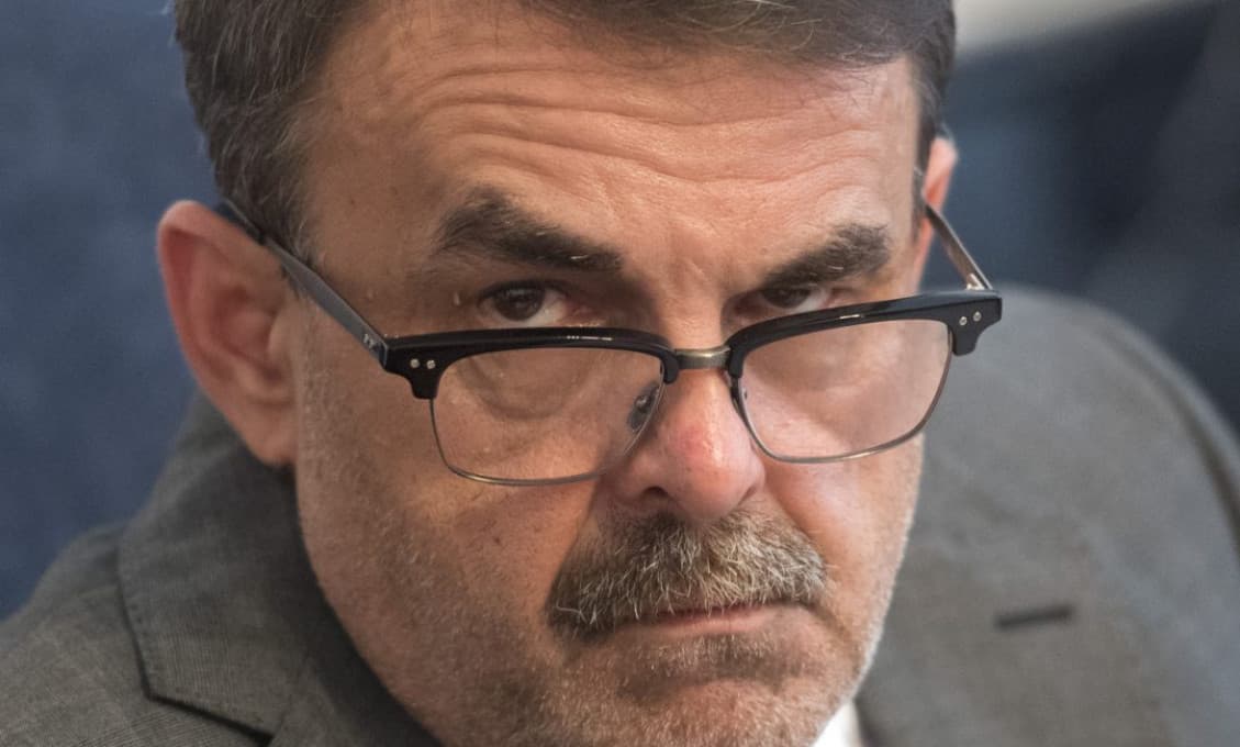 Šéfovia prokuratúr si udelili lukratívne tisícové odmeny!