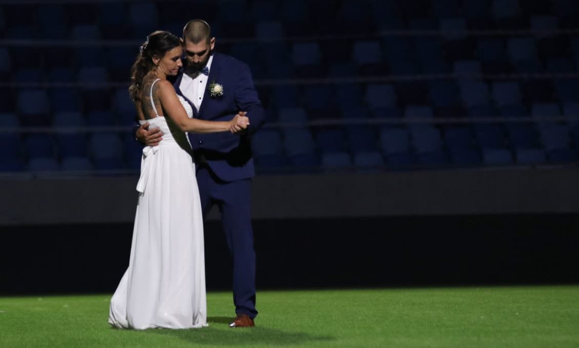 Na Národnom futbalovom štadióne sa uskutočnila historicky prvá svadobná veselica (foto)