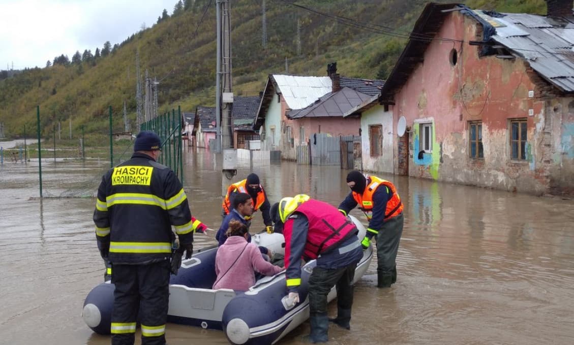 Pohroma na Spiši: Lejaky tam spôsobili katastrofu, v Medzeve ľudí museli evakuovať