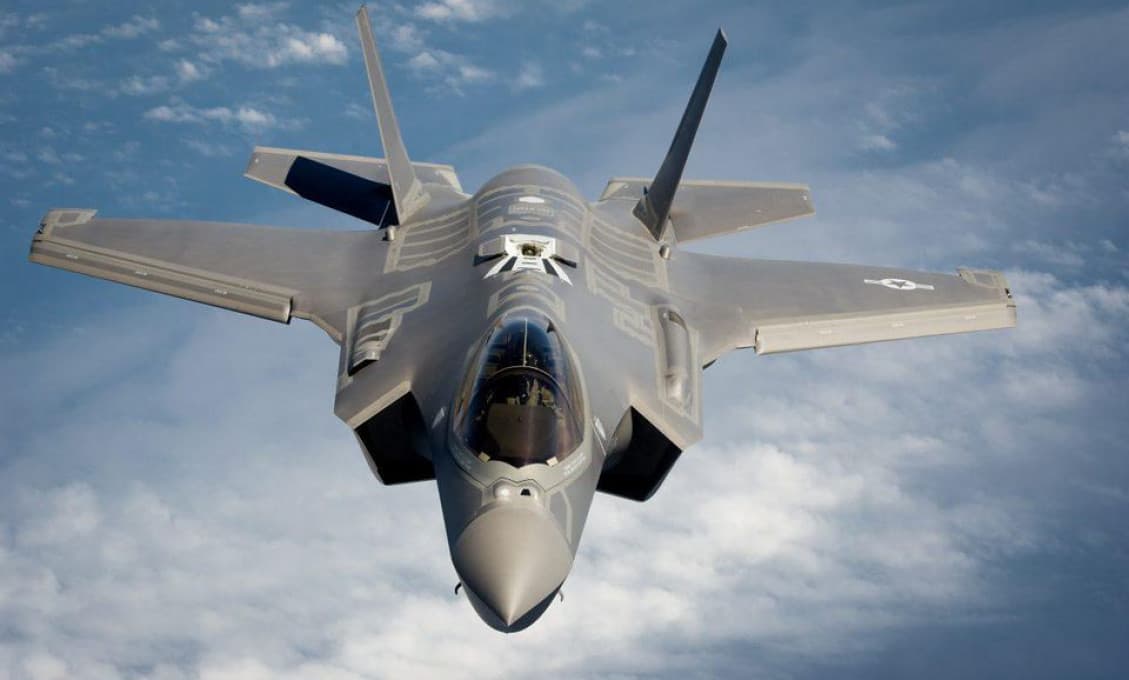 Získali sme video, ktoré zaznamenalo haváriu F-35B US Navy