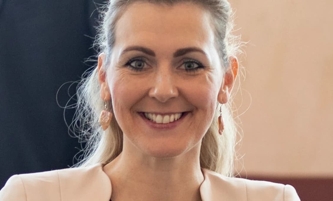 Rakúska ministerka odstúpila pre podozrenie z plagiátorstva