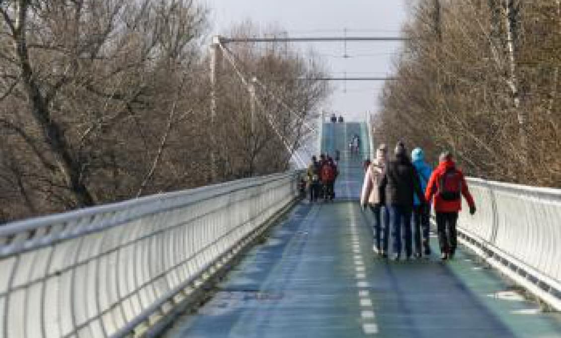 Rakúsko pozastaví prevádzku dvoch hraničných priechodov