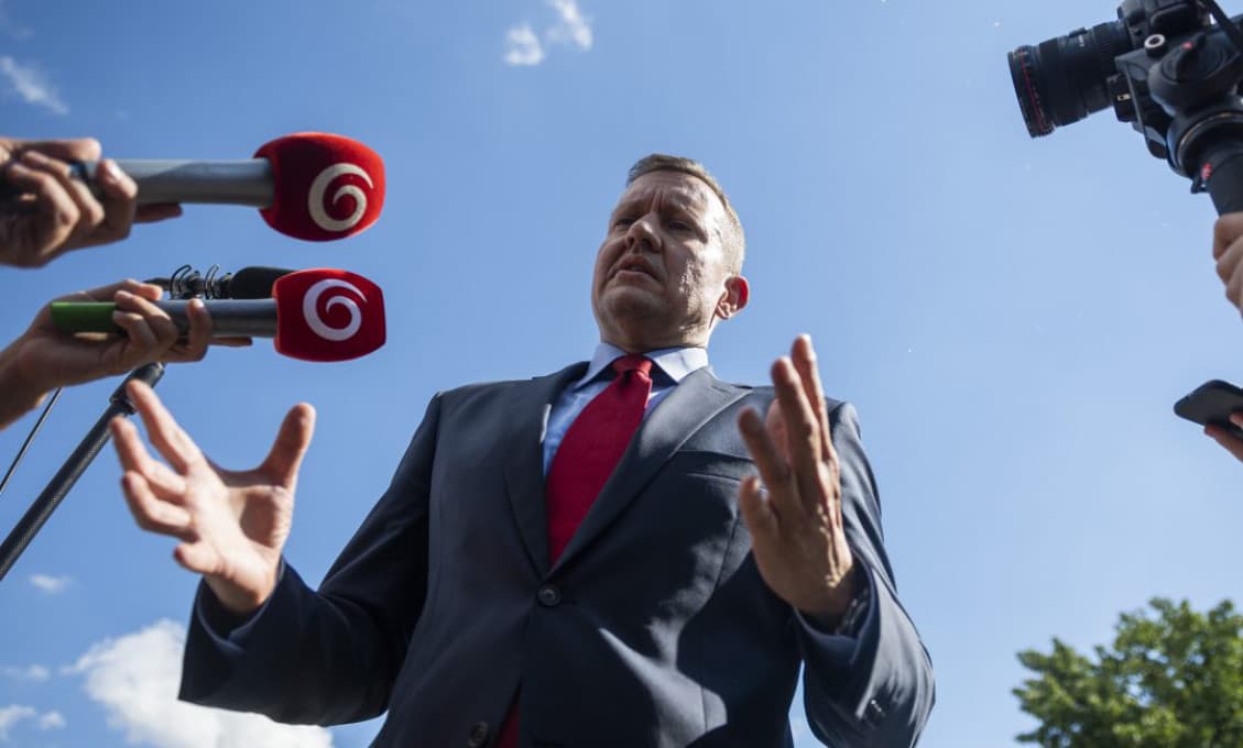 Bez previerky by nemohol kandidovať na špeciálneho prokurátora. Lipšicovi pomohol Krajniak