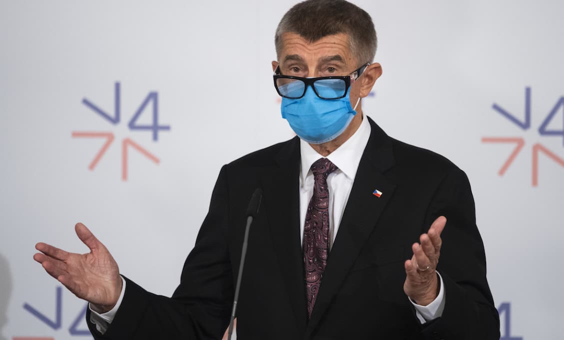 Výsledok Matovičovej návštevy v Paríži: Francúzsko pošle Česku 100.000 dávok vakcín