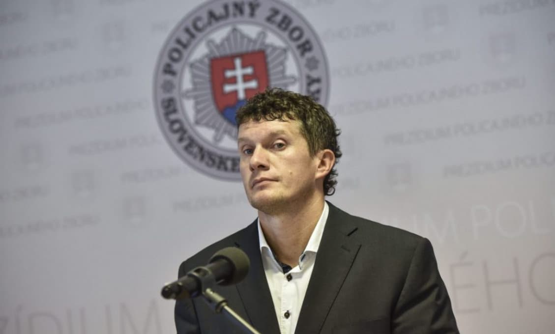 Riaditeľ NAKA Zurian: Lučanského požiadal Krajniak, aby kajúcnika Paksiho nevyhodil "kvôli Danovi"