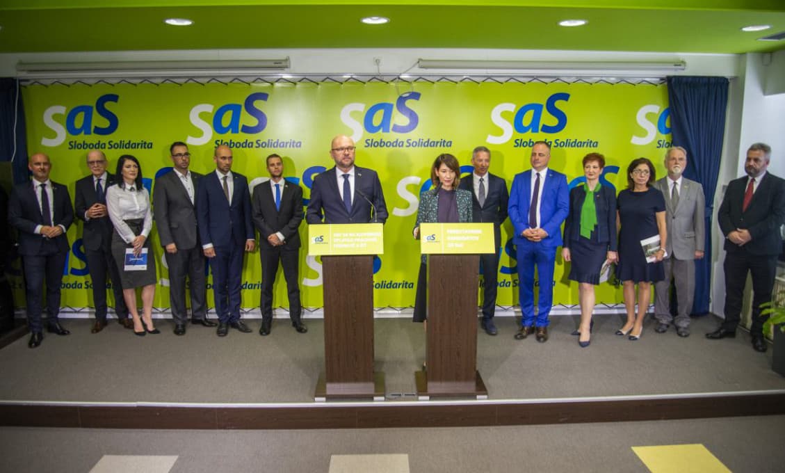 Blaha: SaS stiahne chvostíky, rozíde sa kopať hroby a od Matoviča vyfasuje lopatky