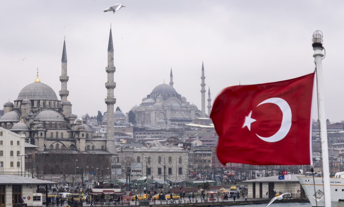 Erdogan vyhodil šéfa centrálnej banky a turecká líra sa vzápätí prepadla