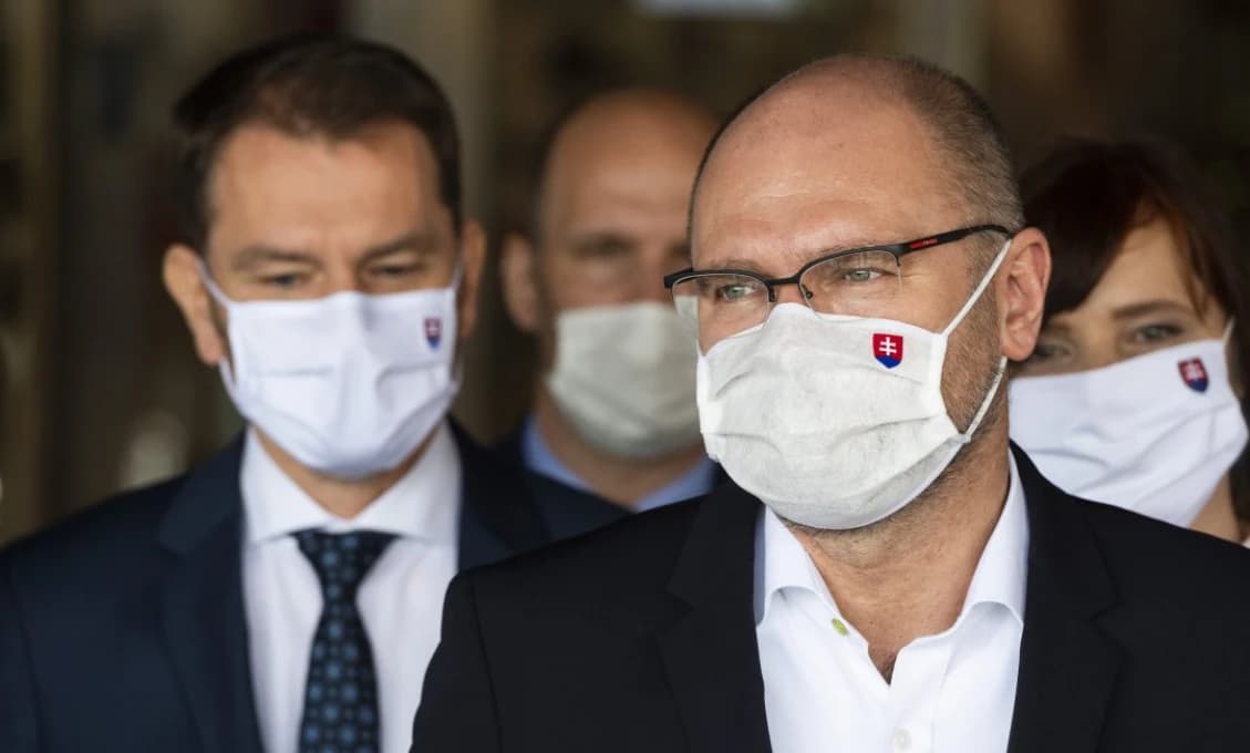 Demisiu podali už piati ministri: Politológ skepticky predpovedá pokračovanie krízy