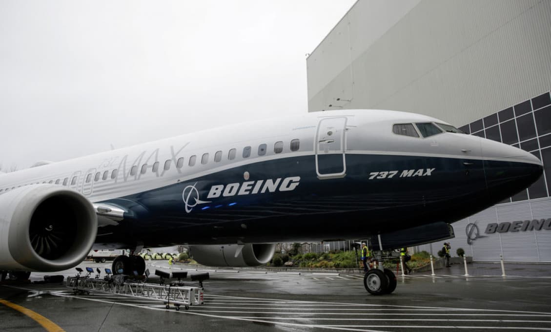 Boeing má ďalší problém. Znovu uzemňuje svoje lietadlá
