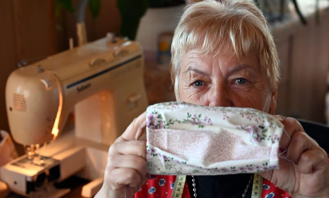Pravidlá nosenia rúšok sa menia