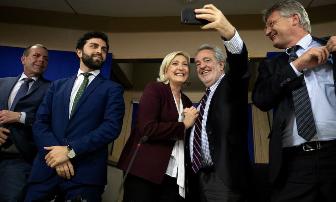Mieri Marine Le Penová do Elyzejského paláca? (Niels Kruse)