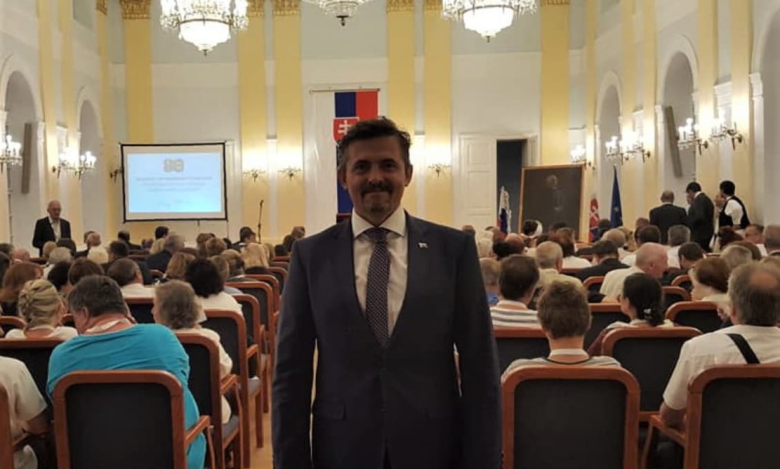 Machalovi pristál na stole e-mail s údajnými odmenami papalášov: „To sú platy z prázdnej špajze!?“