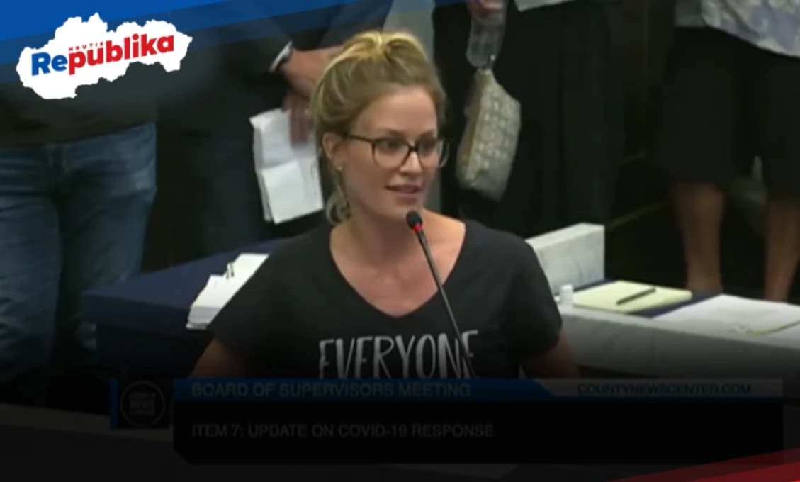 Proti povinnému očkovaniu sa búria zdravotníci aj v USA. Zdravotné sestry dávajú výpovede (VIDEO)