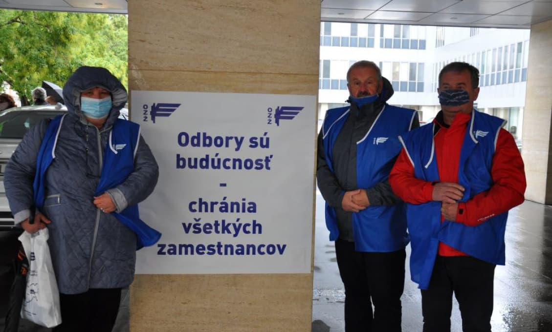 Odborárski bossovia zrušili organizovanie septembrových protestov. Národniari sú z toho sklamaní