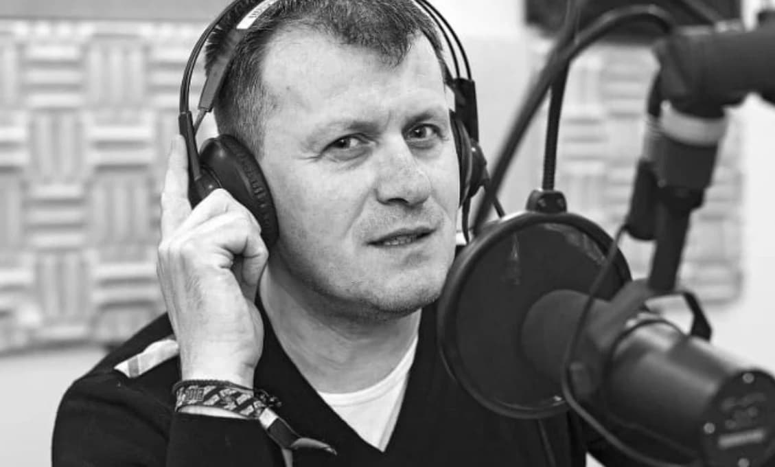 Rádio už má náhradu za Viršíka v jeho nedeľnej relácii. Neuveríte koho!