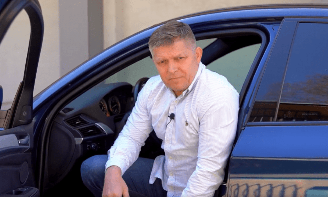 Fico zverejnil tajomný dokument a vyhlásil súťaž. Ľudia začali okamžite tipovať