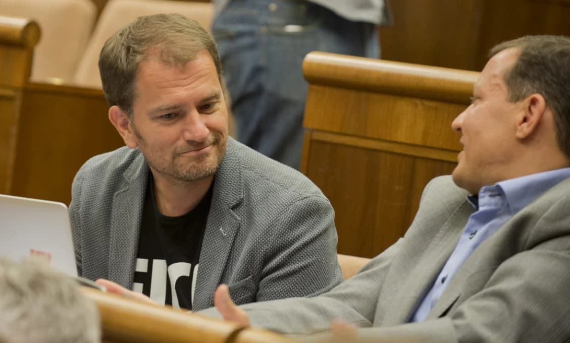 Podľa A.Danka parlament skrátené legislatívne konanie nezneužíva