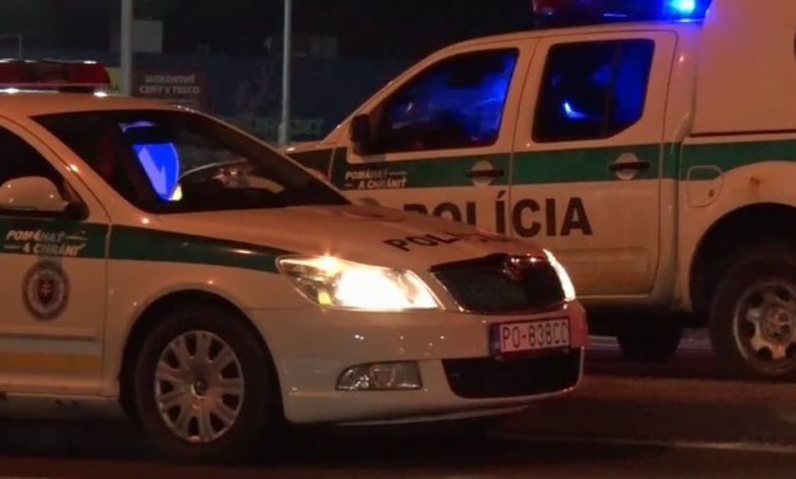 Mladíci s drogami vo vreckách v Trnave ukradli kolobežku